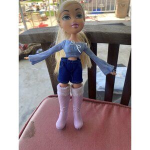 Bratz Ice Champions 2006 Vinessa Ice Skating Skater Doll